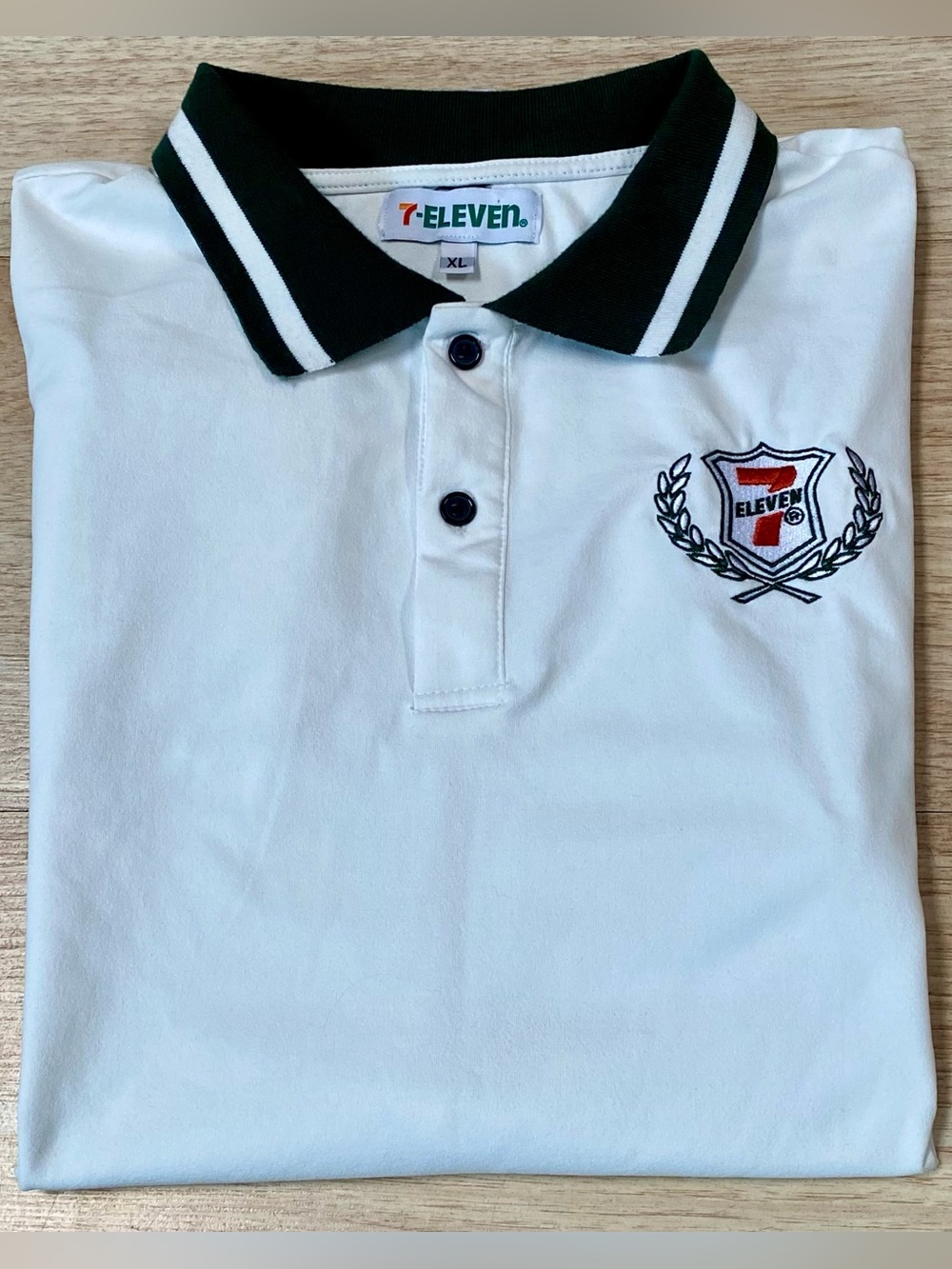 7-Eleven Convenience Tour Golf Polo Men’s XL White Short Sleeve 7-11 Crest Shirt